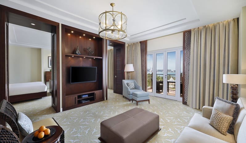 The Ritz-Carlton, Dubai, JBR - One Bedroom Club Suite - Living Room